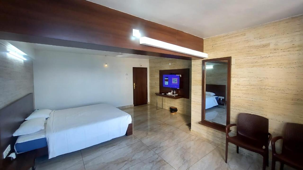 Rns Guest House Māvalli Buitenkant foto